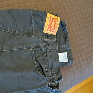 Dark charc Levi mens jeans. 505